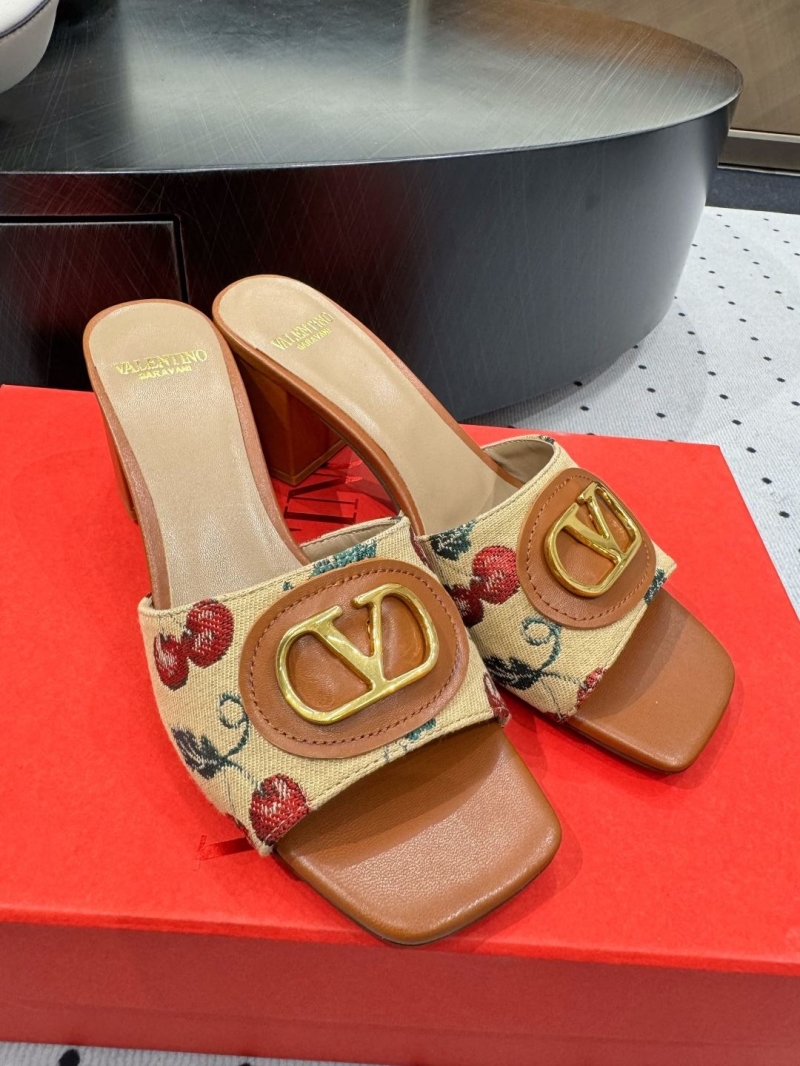 Va1e*ntin0 heeled shoes